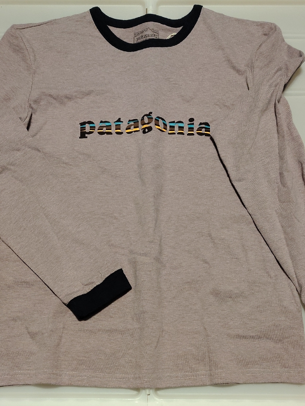 New Rare Sample Patagonia Long Sleeve Text Logo Tee Shirt Ladies
